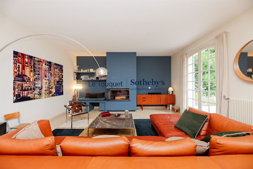 Villa avec jardin et terrasse 4