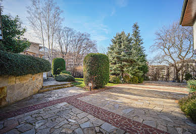 House with garden and terrace 4