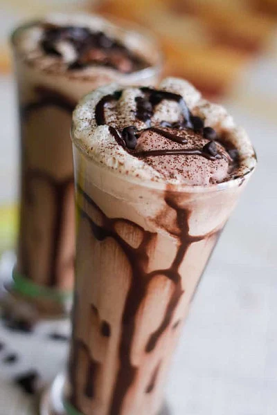 Brownie Shake [Serves 1]