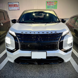 アウトランダーPHEV GN0W