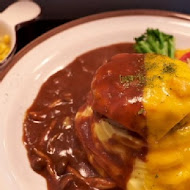 陸角 Omurice