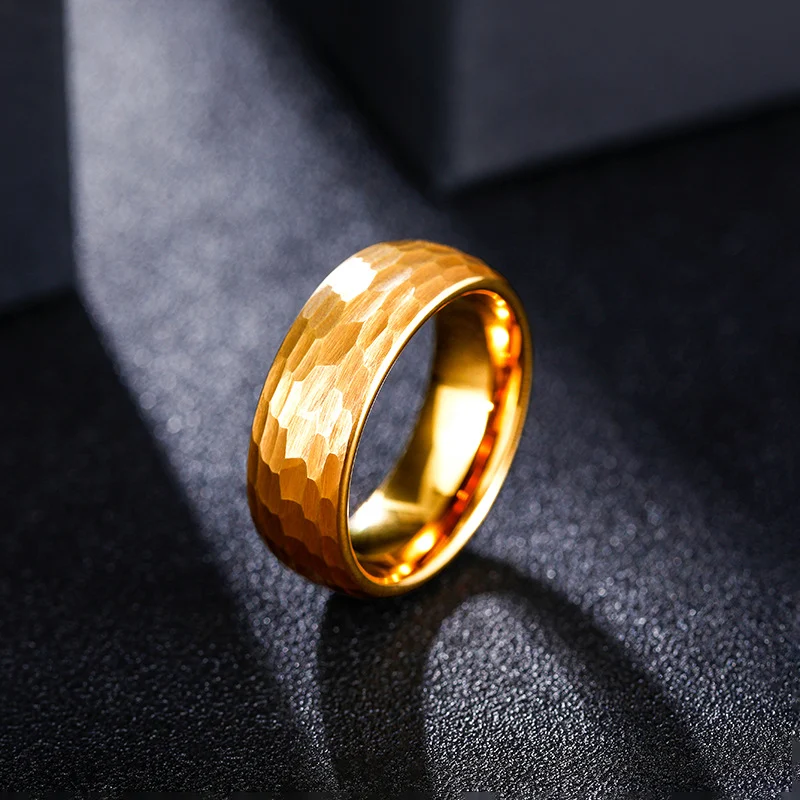 Title 8, Bague en tungstène pour homme avec motif martel...