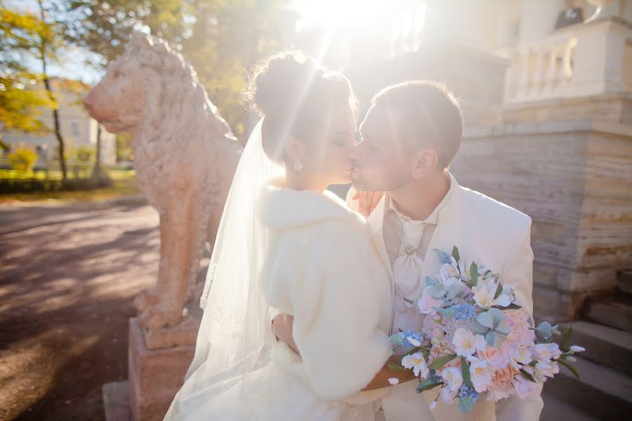 Fotógrafo de bodas Andrey Konovalov (weddingrus). Foto del 21 de diciembre 2015