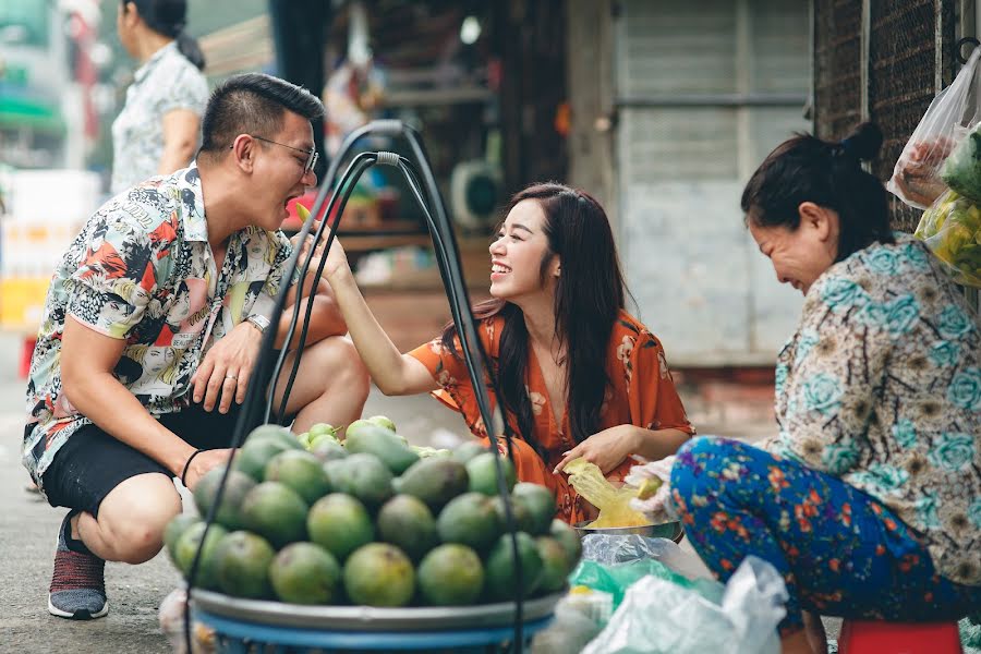 Fotógrafo de casamento Hoai Vu Nguyen (hoaivu). Foto de 23 de setembro 2019