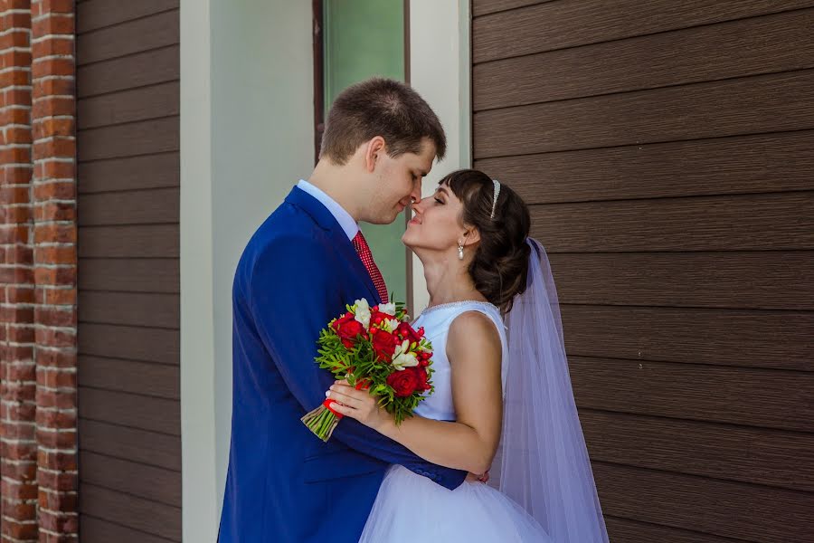 Fotografo di matrimoni Veronika Kirichenko (nikanika). Foto del 27 settembre 2017