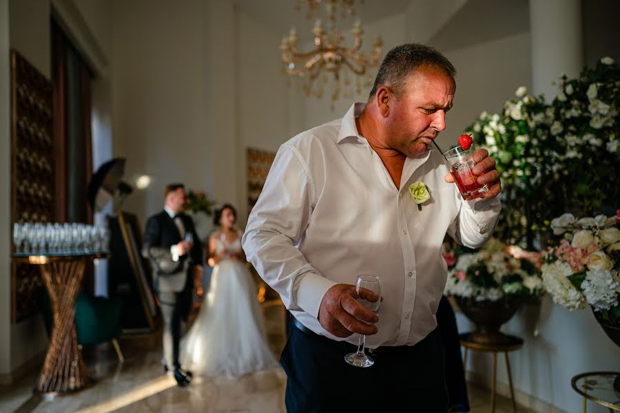 Fotografo di matrimoni Laurentiu Nica (laurentiunica). Foto del 3 agosto 2022