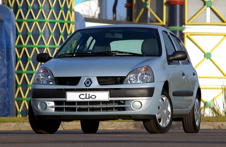 The Renault Clio 1.4 Expression offers a claimed consumption of 6.7l/100 km, with the average list price dropping below R30,000.