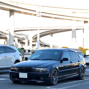 320i Mスポーツ