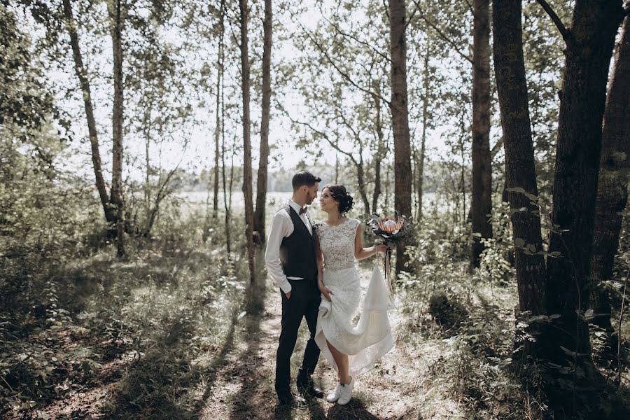 Fotógrafo de casamento Denis Polulyakh (poluliakh). Foto de 18 de fevereiro 2018