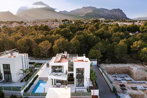 Property with pool 2