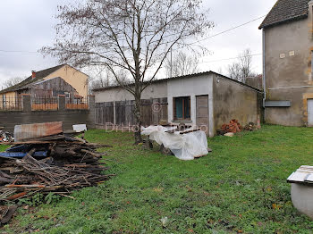 maison à Saint-Bonnet-de-Four (03)