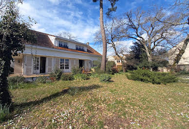 Maison avec terrasse 11