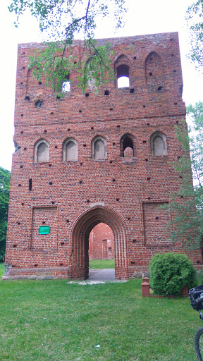 Ruiny Kościoła W Steblewie