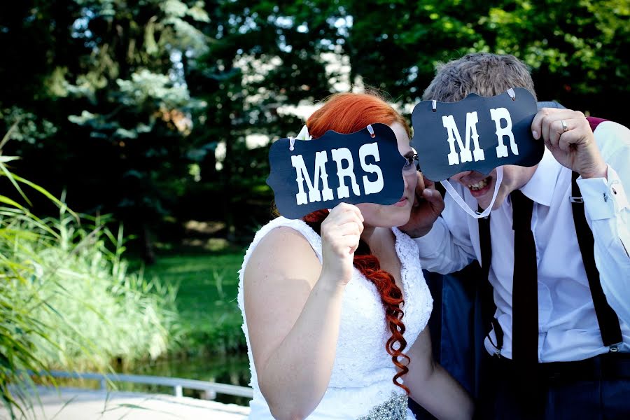 Fotografo di matrimoni Kristýna Jas (kristtyna). Foto del 26 ottobre 2017