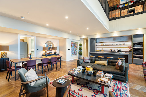 Appartement avec terrasse et piscine 3