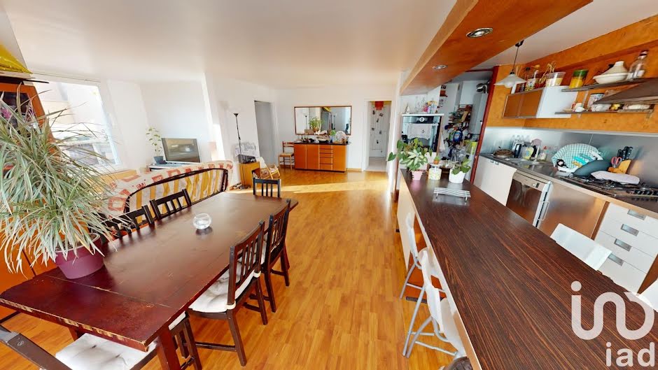 Vente appartement 5 pièces 103 m² à Nandy (77176), 219 000 €