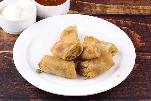 Veg + Paneer Spring Roll