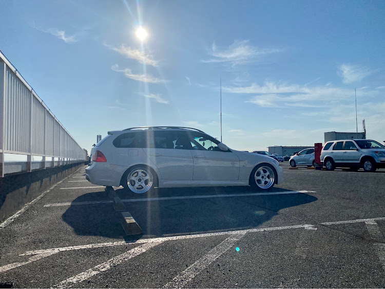 3シリーズ ツーリングのコストコ・GIANT・BMW3シリーズ・cafe・90's R&Bに関するカスタム事例の投稿画像1枚目