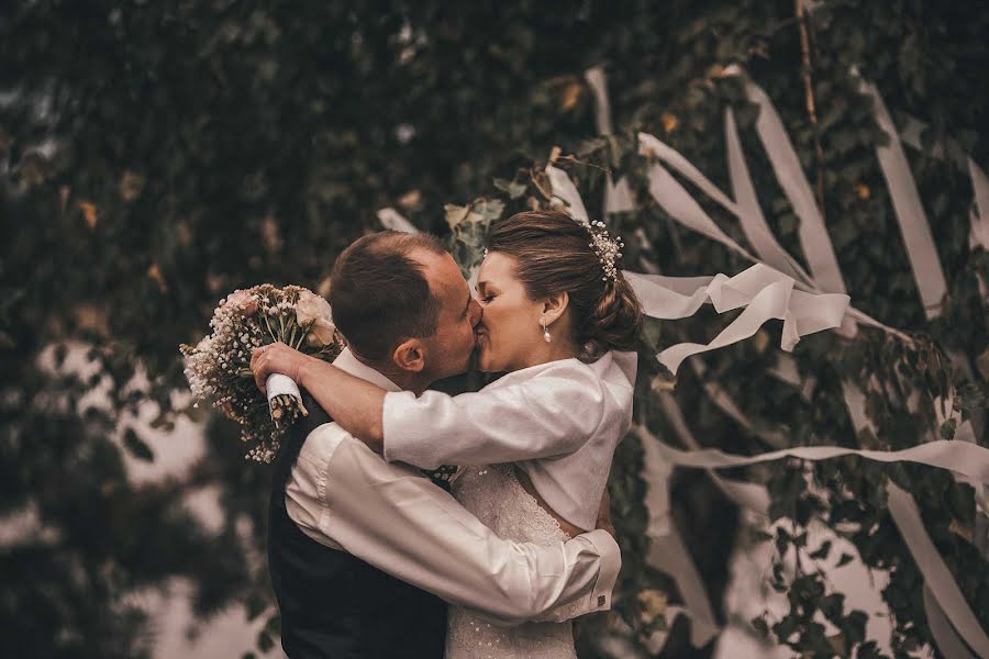 Fotógrafo de casamento Ozan Ulucan (ozanulucan). Foto de 4 de abril 2022