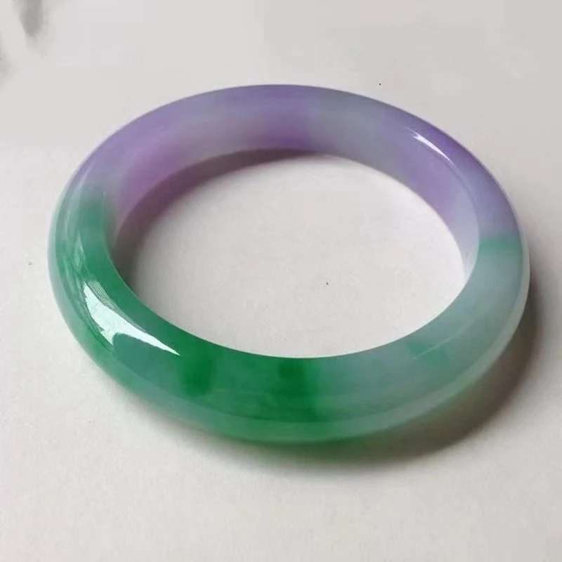 Title 3, Pulsera de jade verde hielo primaveral Un acces...