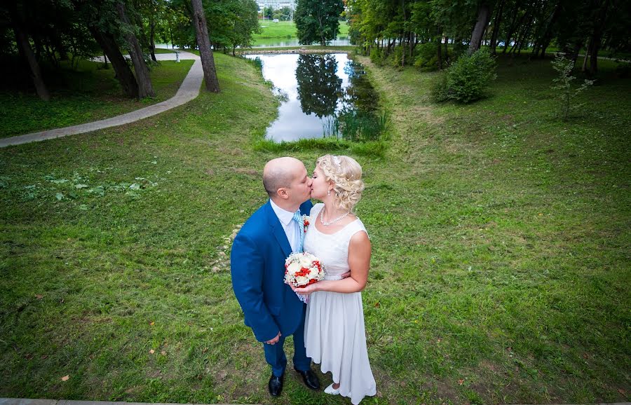 Fotógrafo de bodas Yuriy Arslangereev (peefoo). Foto del 30 de septiembre 2016