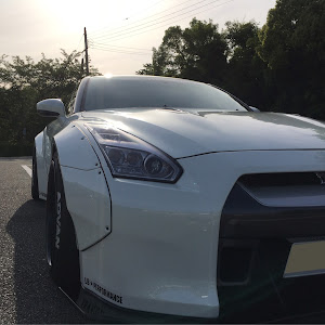 NISSAN GT-R R35