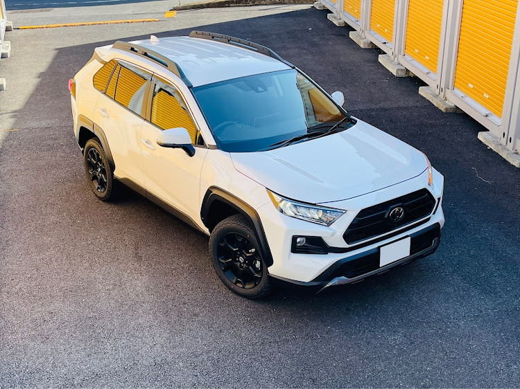 RAV4 アドベンチャー 純正オーバーフェンダー オフロードパッケージ オフパケラブフォー