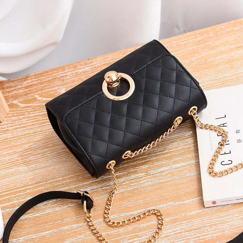 Small Fashion Chain Rhombus Casual All-match Trendy Ladies Messenger Bag. The Perfect Everyday Bag Combining Style and F