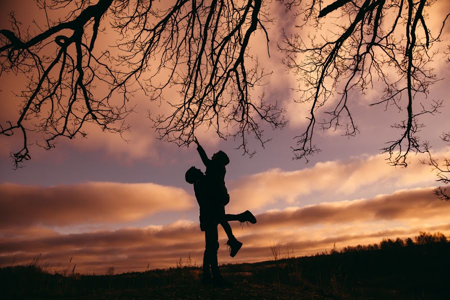 Fotografo di matrimoni Oleg Fomkin (morfin). Foto del 17 gennaio 2018