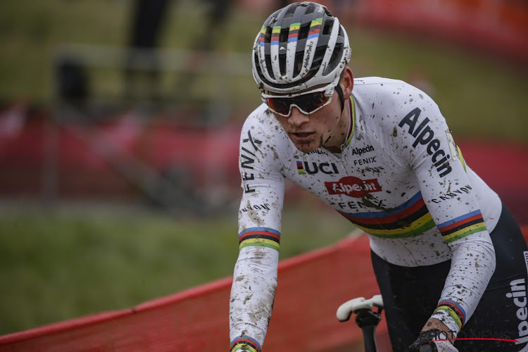 Mathieu van der Poel verrast dat hij kloof bijna kon dichten na lekke band: "Wout was enorm sterk vandaag"