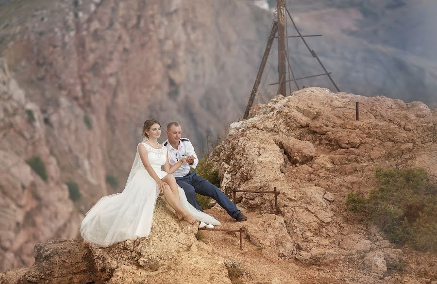 Свадебный фотограф Ольга Селезнёва (olgastihiya). Фотография от 25 декабря 2016