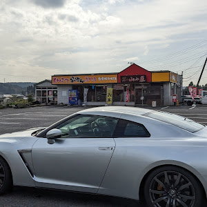 NISSAN GT-R R35