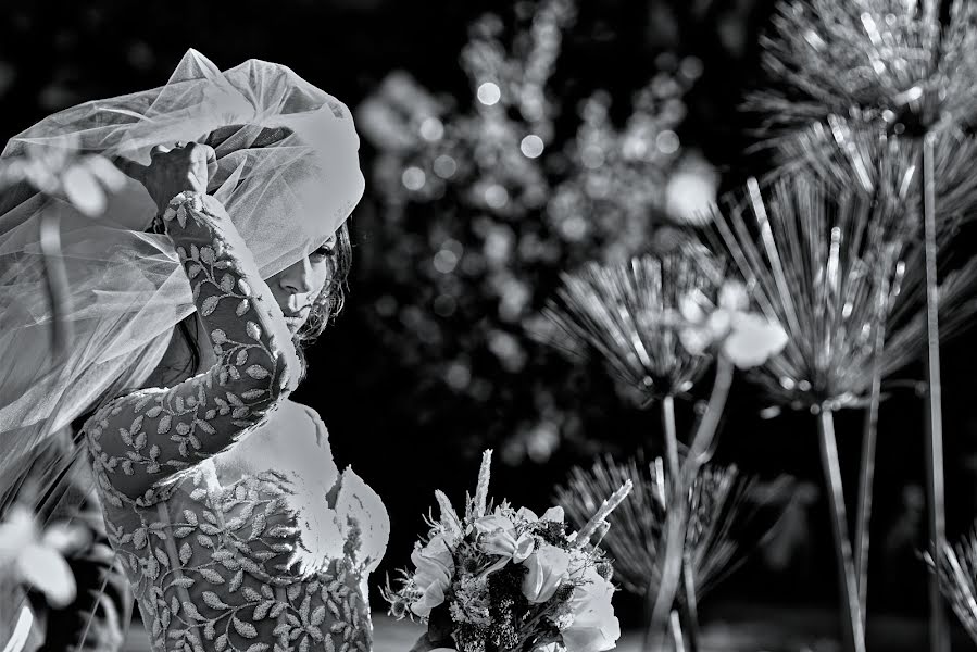 Fotografo di matrimoni Hendrick Esguerra (hendrick). Foto del 13 maggio