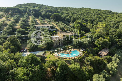 Farmhouse with pool 2