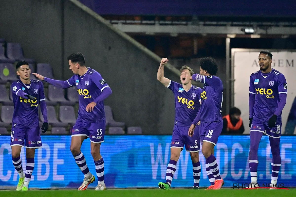 OFFICIEEL: Beerschot neemt na vijf seizoenen afscheid van sterkhouder: "Wil graag in eerste klasse blijven"