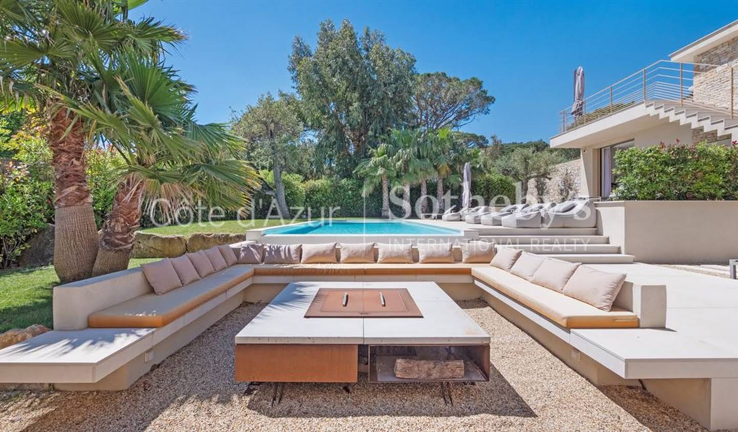 Seaside house with pool Saint-Tropez