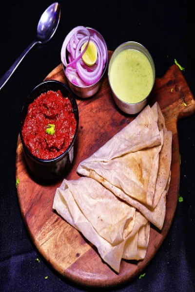 Beetroot Gravy [300ml] Masala With 2 Rumali Roti.