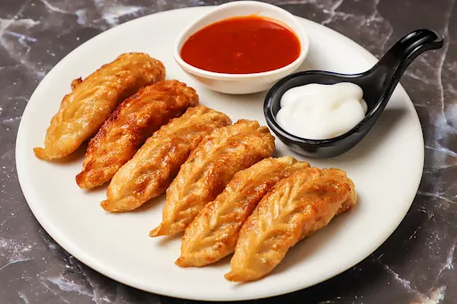 Chicken Fried Momos [6 Pieces]