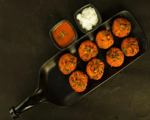 Veg Tandoori Momos [8 Pcs]