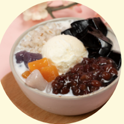 Taro Balls & Grass Jelly with Ice Cream in Vanilla Ice 白雪仙草芋圓