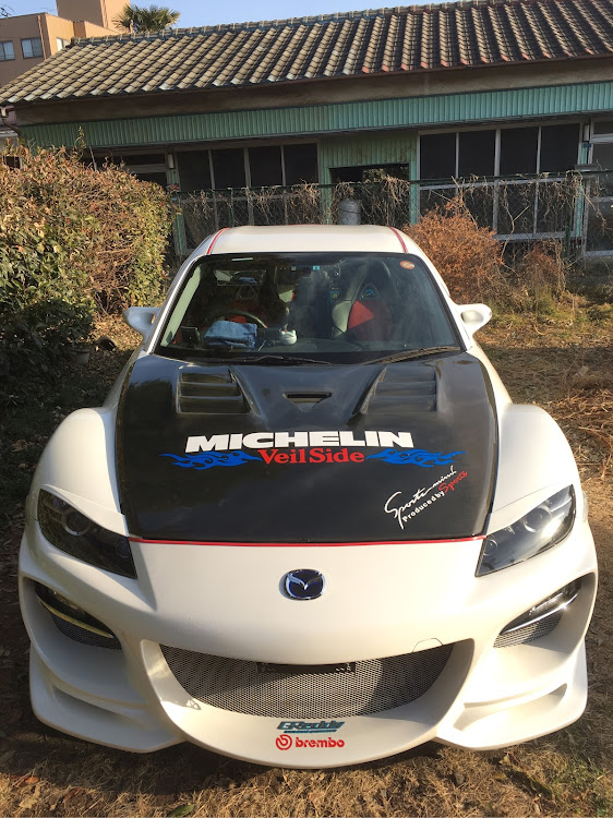 RX-8のステッカーチューンに関するカスタム事例の投稿画像1枚目