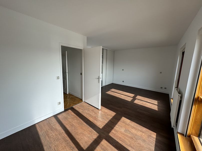 Location  appartement 5 pièces 125 m² à Boulogne-Billancourt (92100), 4 129 €