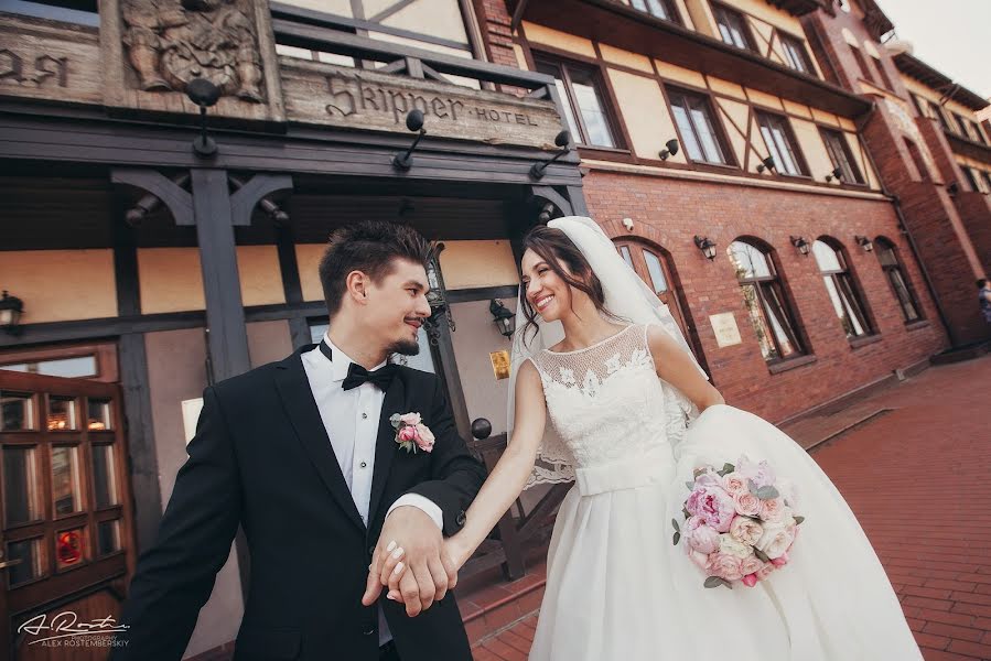 Fotógrafo de casamento Aleksandr Rostemberskiy (alros). Foto de 1 de dezembro 2019