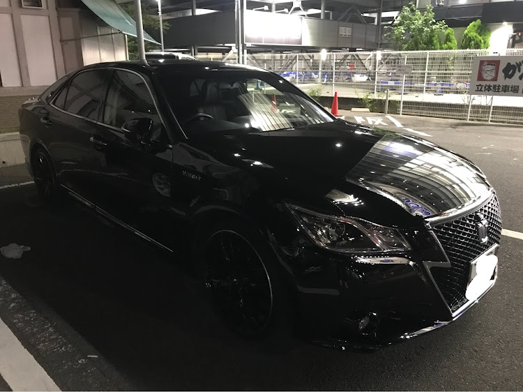 クラウンアスリートの洗車・車検・ガラスコーティング・クラウンアスリートに関するカスタム事例の投稿画像1枚目