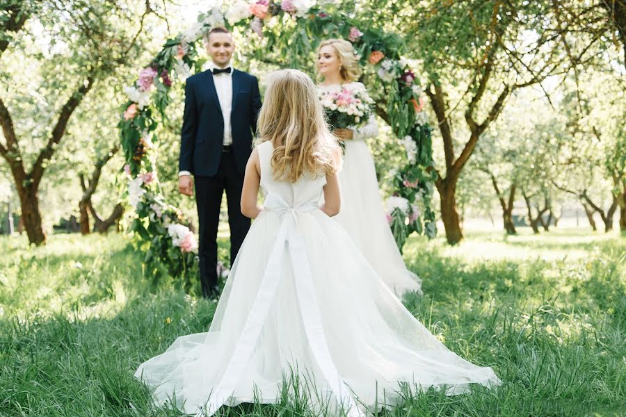 Wedding photographer Aleksey Gorbachev (lelikblr). Photo of 13 June 2019