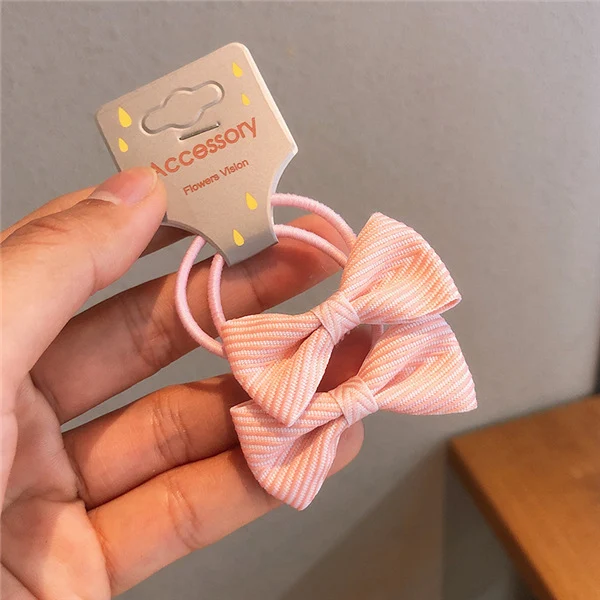 Pack de cartes avec élastiques pour cheveux d'enfants nœud papillon en tissu, accessoires adorables, coiffures faciles et amusantes pour enfants.