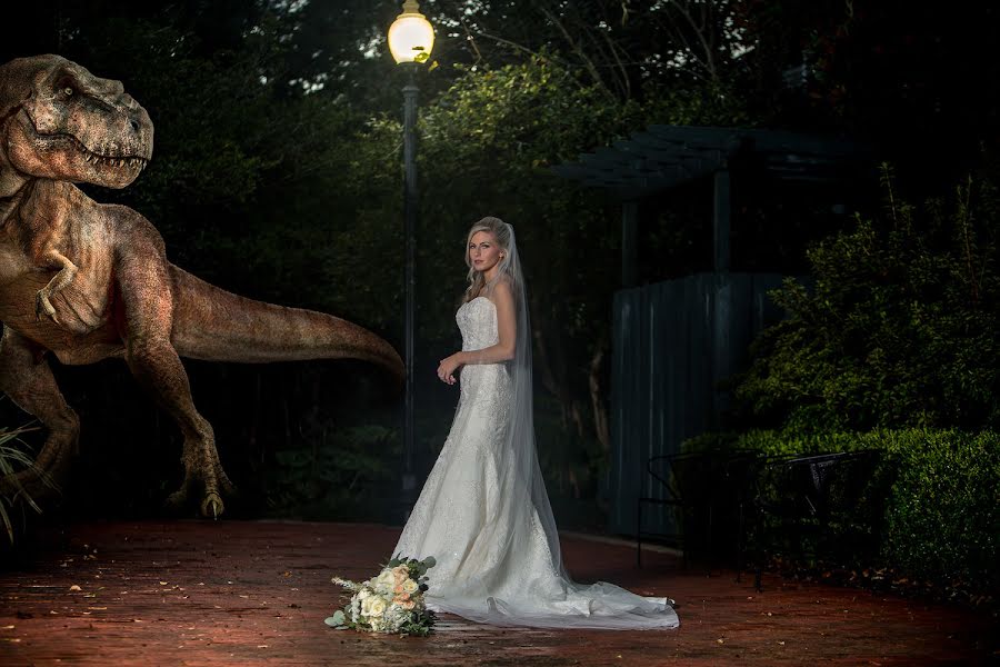 Fotografo di matrimoni Erik Revills (erikrevills). Foto del 13 luglio 2021