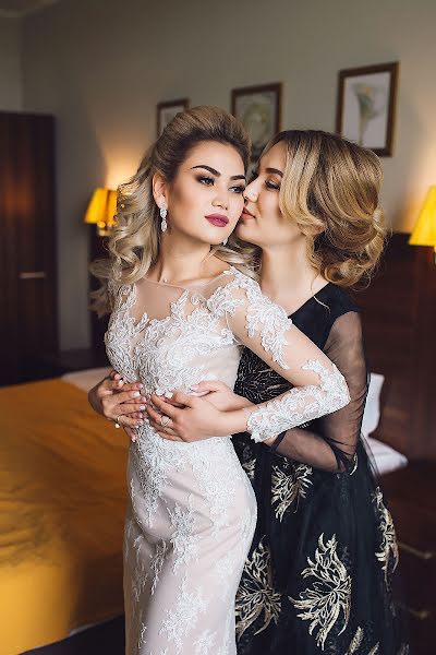 Wedding photographer Zulya Ilyasova (fotozu). Photo of 9 October 2017