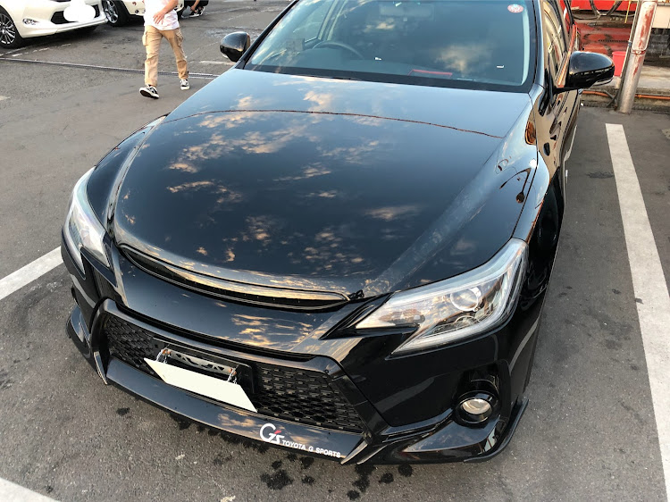 マークX G'sのマークX 好き・台風明け・洗車後パシャリ・夜ドライブ行きたいに関するカスタム事例の投稿画像1枚目