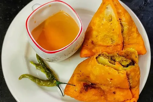 Aloo Samosa [4 Pieces]